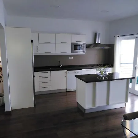 Bright With Sea View In Icod De Vinos 157 M² Apartment *